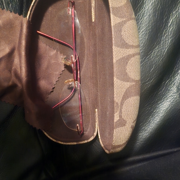 Coach frames - Picture 2 of 4